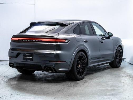 2026 Porsche Cayenne AWD