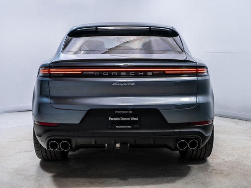 2026 Porsche Cayenne AWD