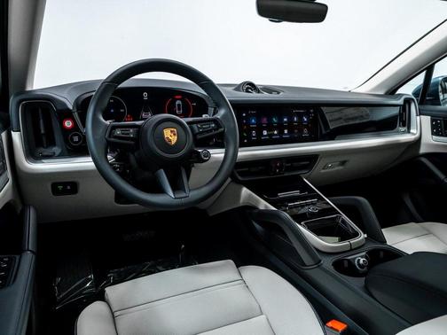 2026 Porsche Cayenne AWD