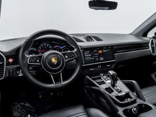 2019 Porsche Cayenne S