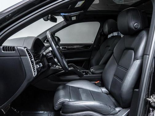 2019 Porsche Cayenne S