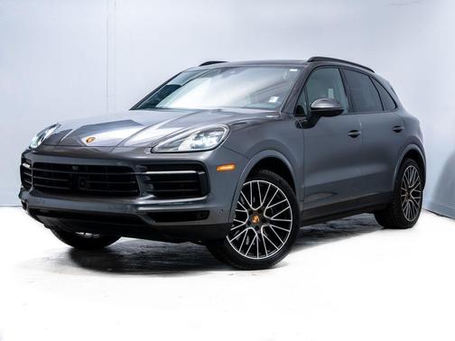 Quartzite Grey Metallic 2023 Porsche Cayenne