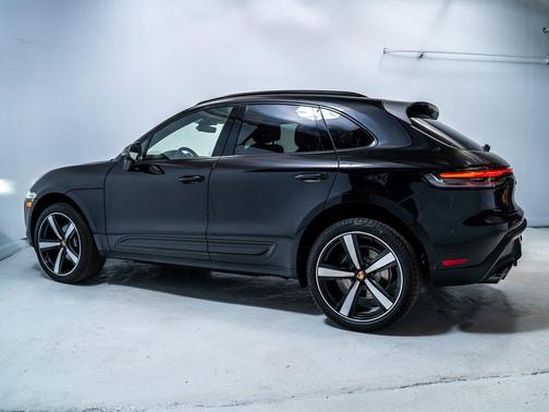2026 Porsche Macan T