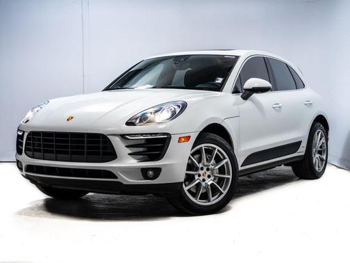 White 2017 Porsche Macan S