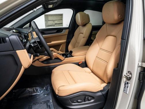 2026 Porsche Cayenne AWD