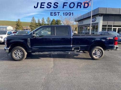 2025 Ford F-350 LARIAT SUPER DUTY