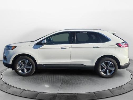 STAR WHITE 2022 Ford Edge SEL