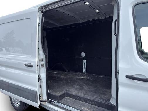 OXFORD WHITE 2024 Ford Transit-250 148 WB MEDIUM ROOF CARGO