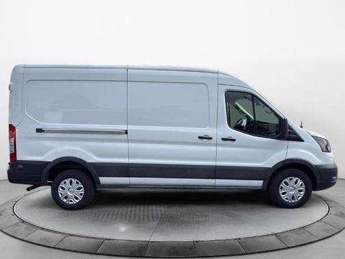 OXFORD WHITE 2024 Ford Transit-250 148 WB MEDIUM ROOF CARGO