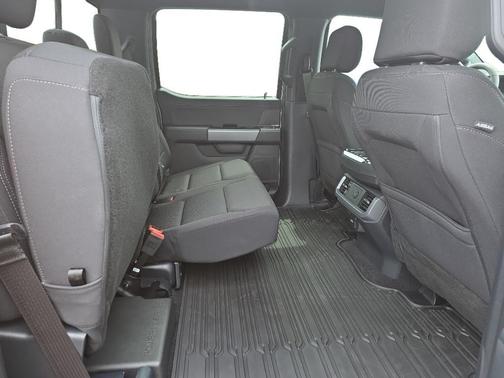 Avalanche 2026 Ford F-150 XLT