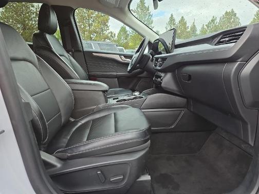 SPACE SILVER METALLIC 2025 Ford Escape PLATINUM