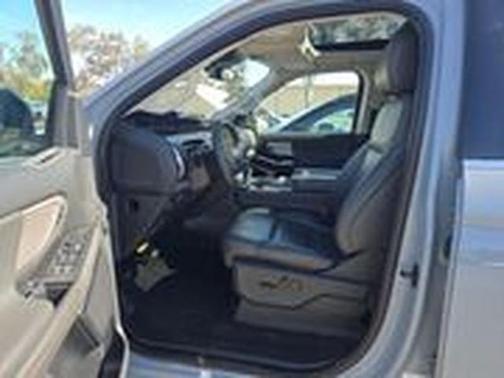 GLACIER GRAY METALLIC TC 2025 Ford Expedition ACTIVE