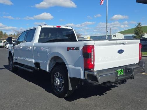 2025 Ford F-350 LARIAT SUPER DUTY
