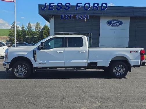 2025 Ford F-350 LARIAT SUPER DUTY