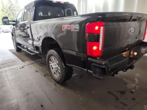 AGATE BLACK 2024 Ford F-350 XLT