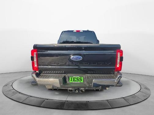 2025 Ford F-350 LARIAT SUPER DUTY