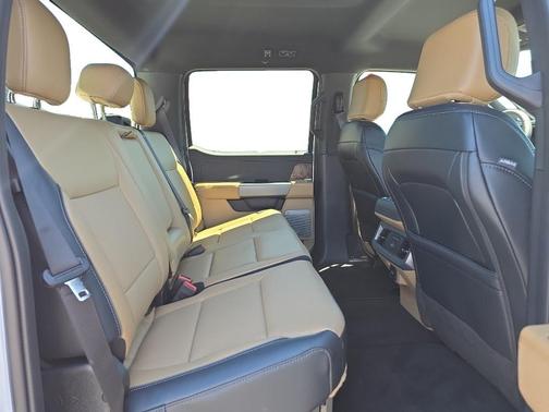 Oxford White 2026 Ford F-350 Lariat