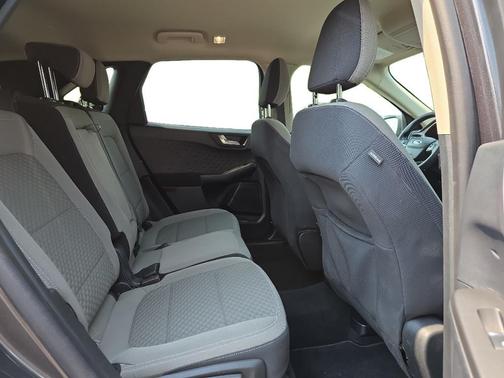 Magnetic Metallic 2020 Ford Escape SE