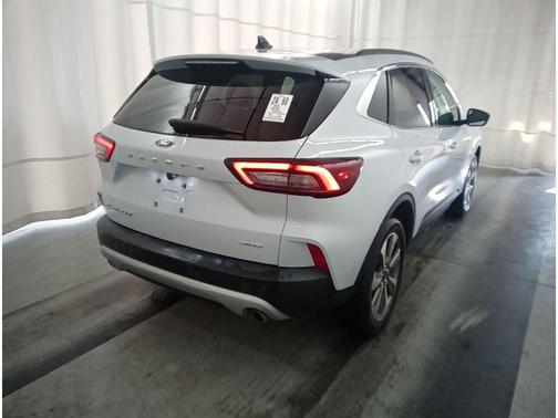 Space Silver Metallic 2025 Ford Escape Platinum