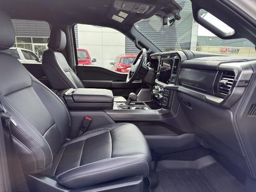 STAR WHITE MET TRI-COAT 2025 Ford F-150 LARIAT
