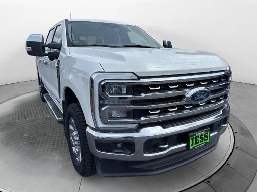 STAR WHITE 2024 Ford F-350 LARIAT SUPER DUTY
