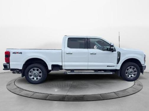 STAR WHITE 2024 Ford F-350 LARIAT SUPER DUTY