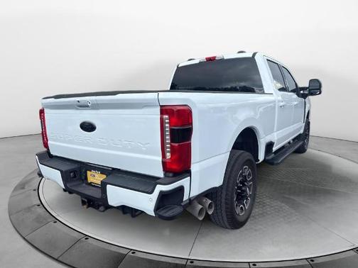 OXFORD WHITE 2025 Ford F-350 LARIAT SUPER DUTY