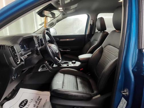 Velocity Blue Metallic 2024 Ford Ranger LARIAT