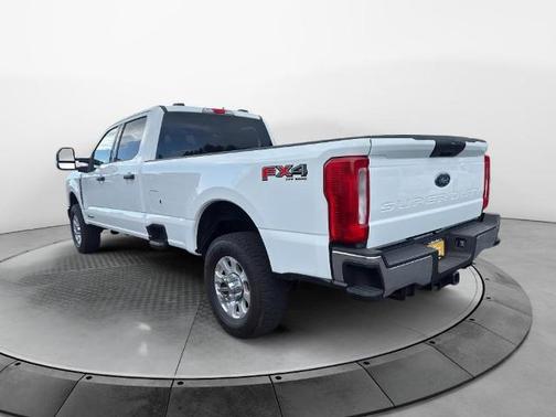 OXFORD WHITE 2023 Ford F-350 XLT