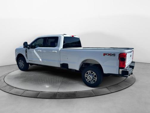Oxford White 2026 Ford F-350 Lariat