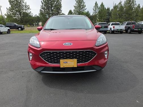RAPID RED MET TINTED CC 2022 Ford Escape TITANIUM