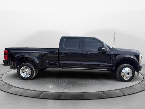 Black 2026 Ford F-450 Platinum
