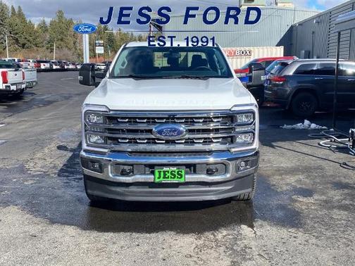 2025 Ford F-350 LARIAT SUPER DUTY