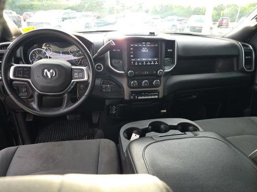 Diamond Black Crystal Pearlcoat 2021 RAM 2500 Big Horn