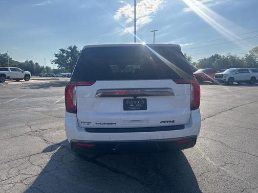 2024 GMC Yukon XL 4WD AT4