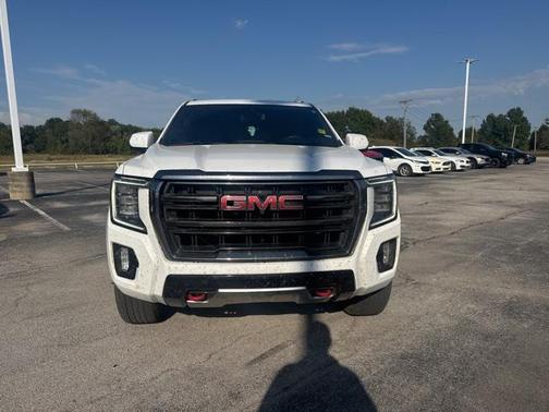 2024 GMC Yukon XL 4WD AT4