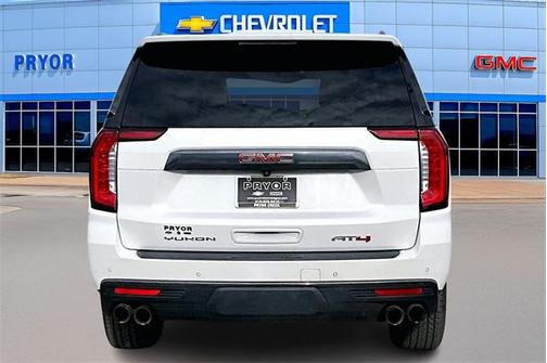 2022 GMC Yukon XL 4WD AT4