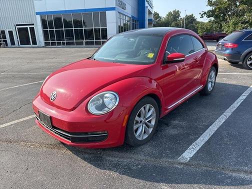 2014 Volkswagen Beetle DSG 2.0L TDI w/Sun/Sound/Nav