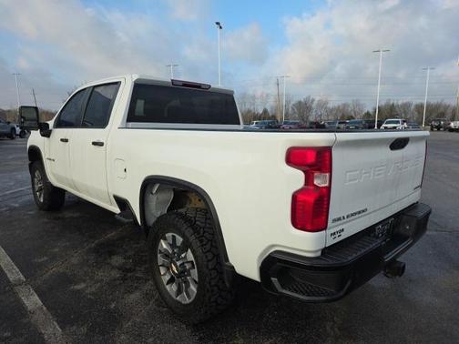2024 Chevrolet Silverado 2500 Custom