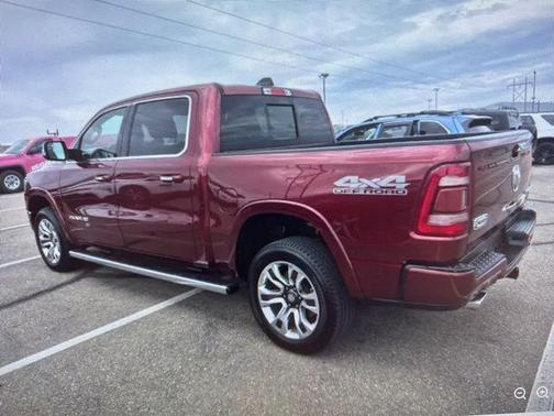 Delmonico Red Pearlcoat 2022 RAM 1500 Longhorn