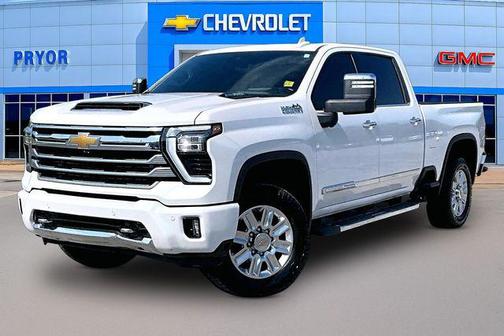 Iridescent Pearl Tricoat 2024 Chevrolet Silverado 2500 High Country