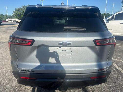 Sterling Gray Metallic 2026 Chevrolet Equinox FWD RS