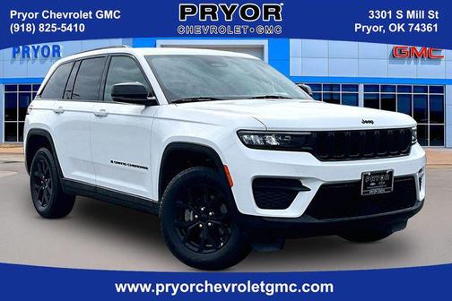 Bright White Clearcoat 2025 Jeep Grand Cherokee Altitude