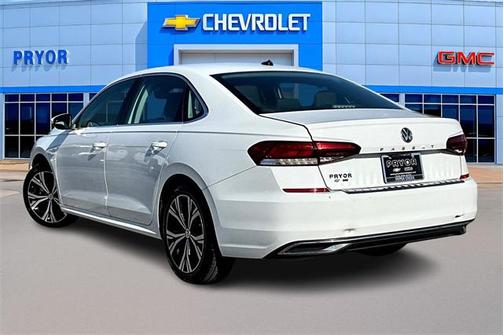 2022 Volkswagen Passat 2.0T SE