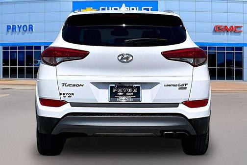 Dazzling White 2016 Hyundai TUCSON Limited