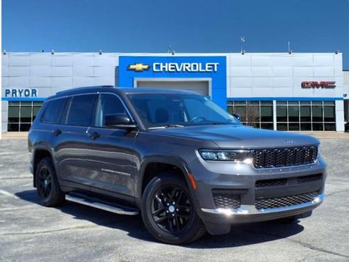 2022 Jeep Grand Cherokee L Laredo