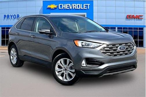2022 Ford Edge Titanium