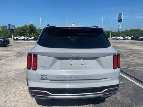 2022 Kia Sorento SX
