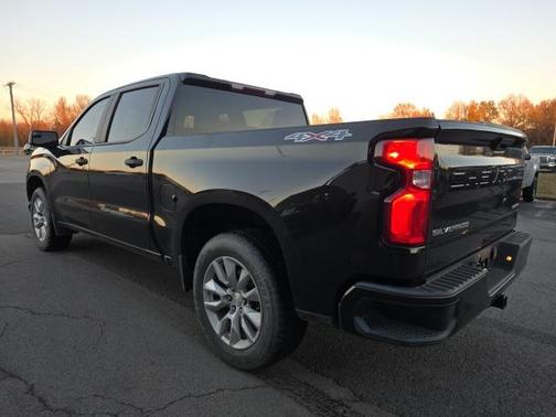2019 Chevrolet Silverado 1500 Custom