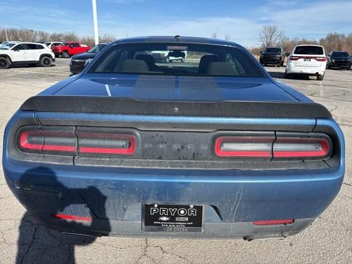 2021 Dodge Challenger SXT